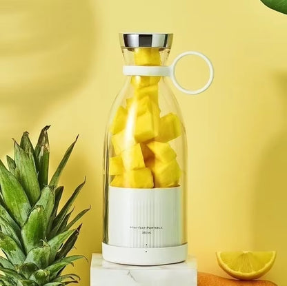 Portable Mini Fruit Blender– Fresh Smoothies Anytime, Anywhere